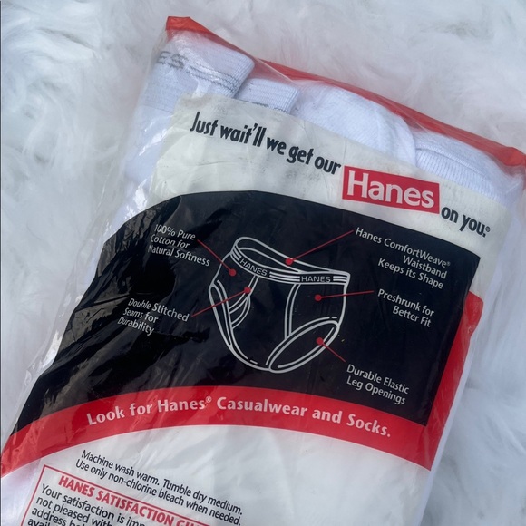Hanes Men's Classic White Briefs Pack - Picture 8 of 12